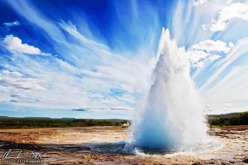 Verblijf: Hotel Arnarhvoll WOENSDAG 28/06: THINGVELLIR-GEYSIR-GULLFOSS-HVERAGERDI Deze ochtend trekken we via Nesjavellir naar het Thingvellir Nationaal Park waar we de oude site ontdekken.