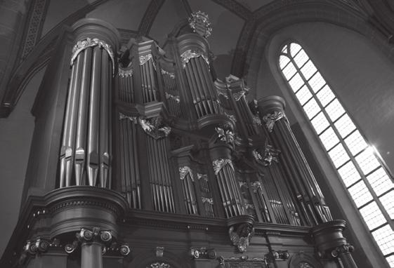 Restauratie Het moderne Nederlandse orgel in Zwolle (3) Philip van den Berg Foto: Philip van den Berg De orgelkast in de O.L.