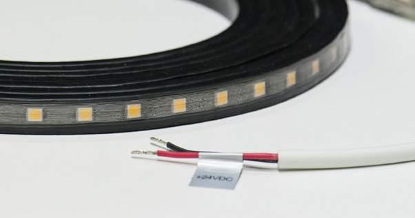 VOOR BINNEN- EN BUITENGEBRUIK POUR UTILISATION À L INTÉRIEUR ET À L EXTÉRIEUR LED FLEXIBELE STRIP DIAMOND II SERIE RUBAN LED FLEXIBLE SÉRIE DIAMOND II De LED Diamond II serie is voorzien van een zeer