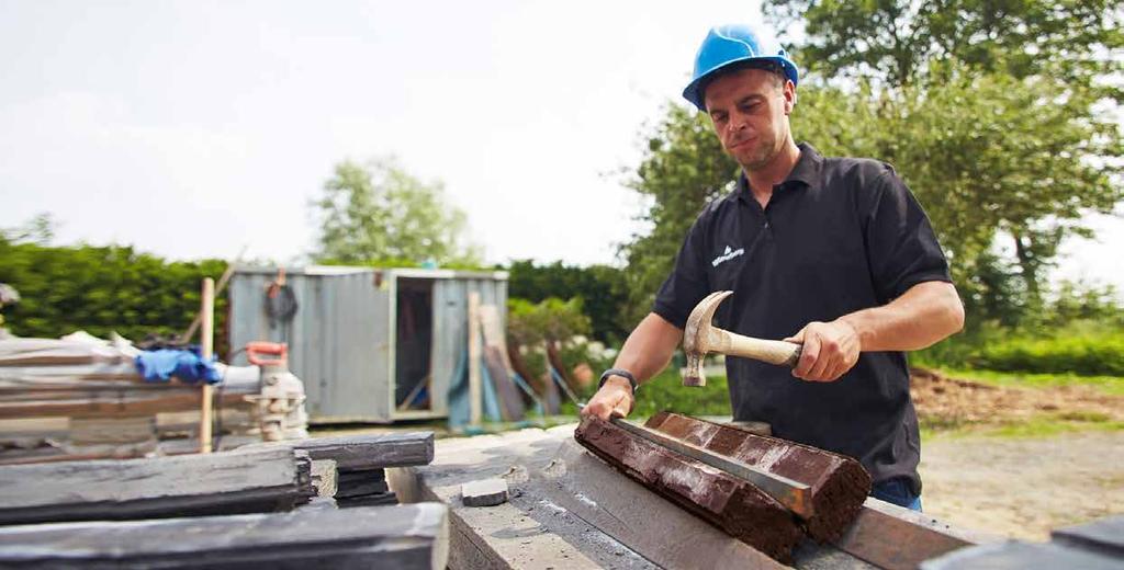 breken. De aannemer kan op de bouwplaats naar eigen inzicht vrij mixen met gebroken en geschaafd.