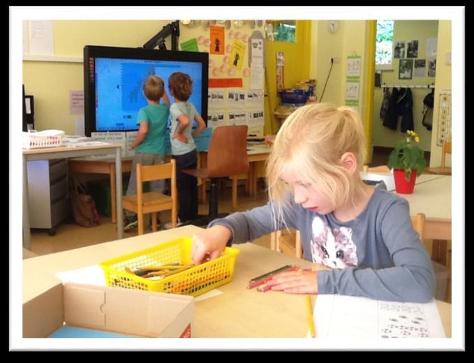 1. ONZE SCHOOL Sinds januari 1976 werkt onze school volgens de principes van het daltononderwijs. De school heeft een daltonlicentie van de Nederlandse Dalton Vereniging (NDV).