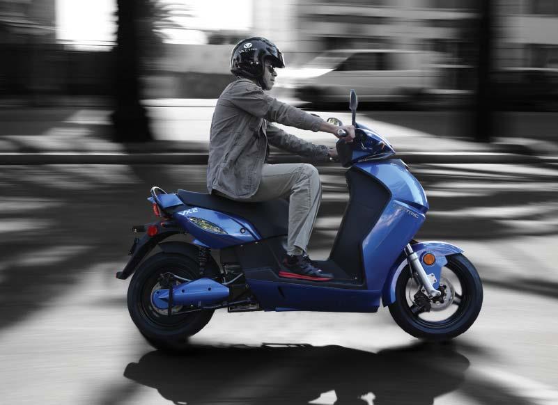 VX-2 UNPLUG AND PLAY. Ontdek onze volgende Europese E-scooter of the year.