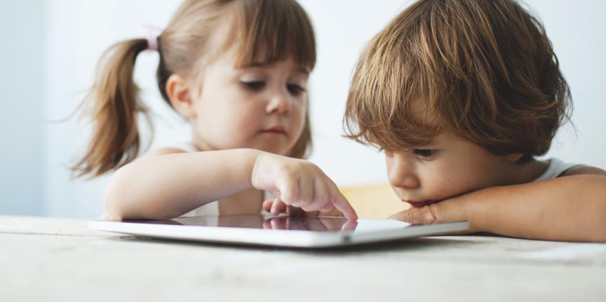 Werken op de ipad De kinderen werken dagelijks 35% van hun tijd op hun