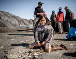 T D E N M A R K ACTIVITEITEN AANBOD: KAJAKKEN WANDELTOCHT BOOTTOCHT DAG : Sisimiut Sisimiut, met zijn bonte huizen, is een geliefd startpunt voor wandelingen.