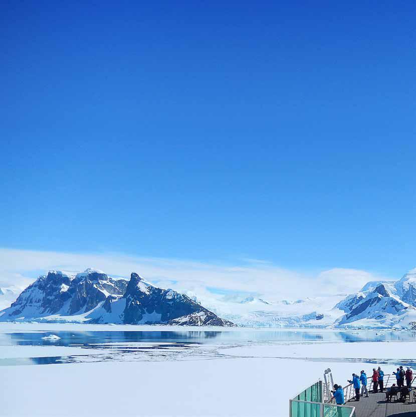 WAAROM HURTIGRUTEN Een reis met Hurtigruten is een reis vol belevenissen en ervaringen. Een reis vol adembenemende natuur, cultuur én avontuur.