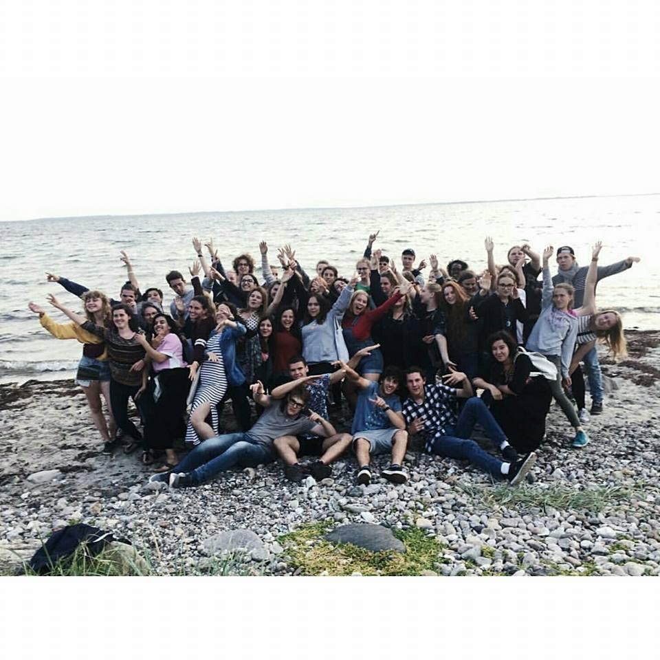 Juli - SAME Summercamp Tijdens de zomer trok een Belgische delegatie van 8 jongeren naar Denemarken om het jaarlijkse Summer Camp van SAME (Solidarity Action day Movement in Europe) bij te wonen.