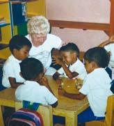 R.K. Parochie H. Norbertus nr: 1 Vastenactie voor kinderen in Sri Lanka Simonne Moras, een goede kennis van onze pastoor, trekt zich het lot aan van de weeskinderen op dit eiland.