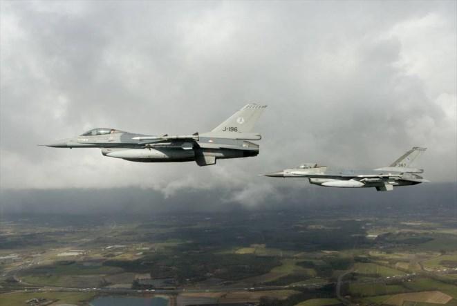 De vliegers beoefenen vaardigheden die het verschil maken voor als het er echt op aankomt. De F-16 s zijn vaak ingezet in risicovolle operaties.