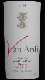 9.Van Ardi, rode cuvée 2014 Cuvée van Syrah en Kakhet Ready to enjoy today, but born to be aged Handgeoogst Alcoholvolume: 14,5% Wijngebied Ashtarak