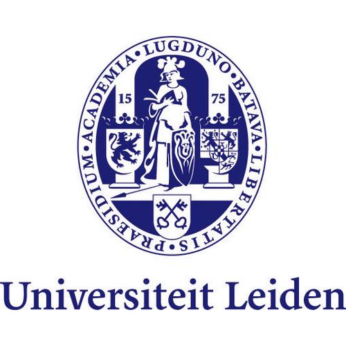 Het kind als benadeelde partij in het Nederlandse en Internationale Strafrecht Universiteit Leiden, bachelorscriptie BA III Naam: Chloé Simonis Datum: 25 mei 2012 Studentnummer: