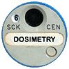 2.2 Thermoluminescente dosimeters (TLD) 20 wijderd wordt. Hiervoor moet de detector op verschillende tijdstippen voor de bestraling en na de uitlezing opgewarmd worden tot een welbepaalde temperatuur.