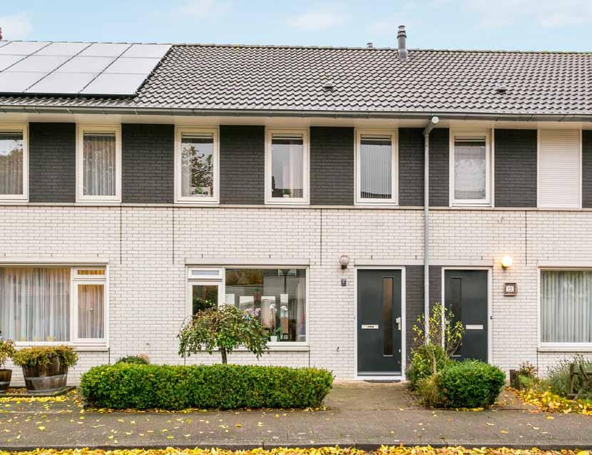 JACQUARDSTRAAT 17 GELDROP Bouwjaar: ca 1991 Inhoud woning: ca 350 m³ Woonoppervlakte: