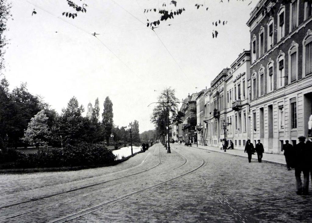 EENDRACHTSWEG, RICHTING