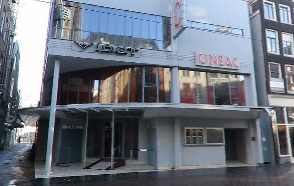 De Cineac Na de restauratie heeft De Cineac diverse eigenaren en functies gehad, waaronder als bioscoop en als restaurant.