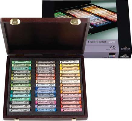 29 REMBRANDT LANDSCHAPSELECTIE TRADITIONAL KIST 300H45L Inhoud: 45 hele pastels (100.5-201.5-202.5-205.8-227.5-227.7-227.9-231.7-234.5-236.5-318.8-331.5-370.5-372.5-397.7-408.1-408.5-409.5-409.7-411.