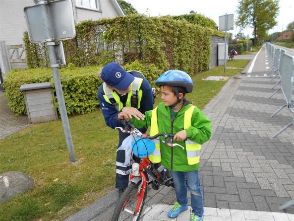 We hadden gelukkig meer dan 30 vrijwilligers die ons hielpen! En ik zag dat ook onze helpers gelukkig naar huis gingen!