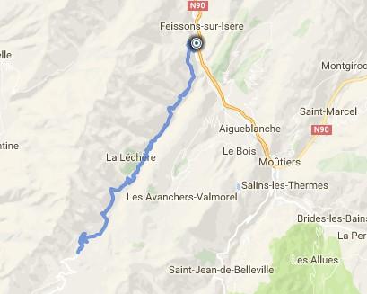 Als je verder door rijd na ongeveer 13km op de route kom je door het dorp La Thuile en op ongeveer 9,5 kom van de top kom je door Celliers