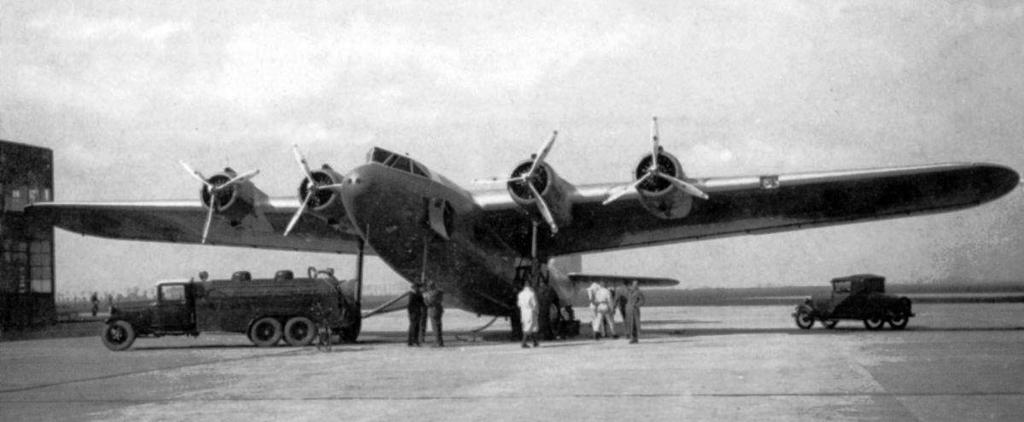 vliegtuigbestellingen inzakten. In 1930 nam General Motors de vliegtuigbouwactiviteiten van Fokker in Amerika over en werden zijn fabrieken een jaar later gesloten.