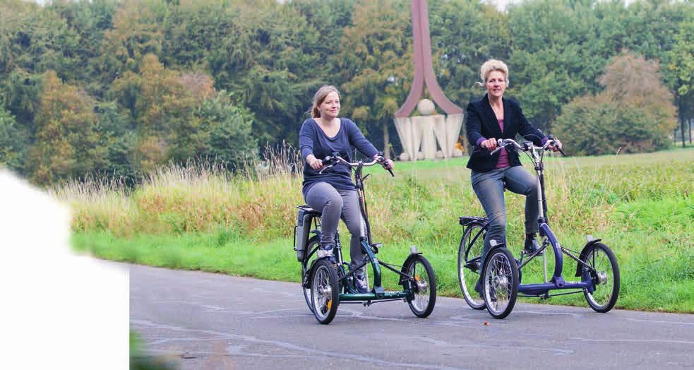 Driewielers met twee wielen voor en één wiel achter Voor mensen die op een driewieler problemen hebben met het inschatten van de breedte is er een driewielfiets met twee wielen voor en één wiel