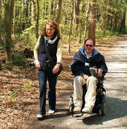 natuurvriendelijk gemaakt, door samenwerking van waterschap, Staatsbosbeheer, Maartenhuis en bloembollenboeren. 7.