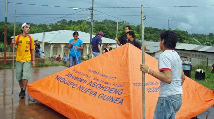 Niquipo organiseert een vorming om nieuwe leden aan te werven Ecuadoraanse en Nicaraguaanse jongeren is een gebrek aan degelijke jongerenleiders een rechtstreekse oorzaak voor de desorganisatie bij