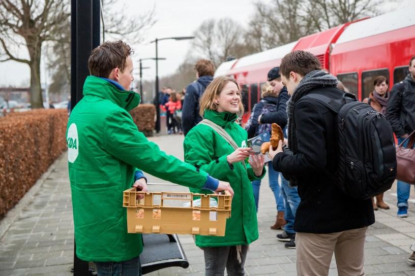 De essentie van een gemeente is zorg te dragen voor de kracht van de samenleving. We staan voor een vitale samenleving waarin mensen door samenwerken en zelfredzaamheid meer doen dan voorheen.