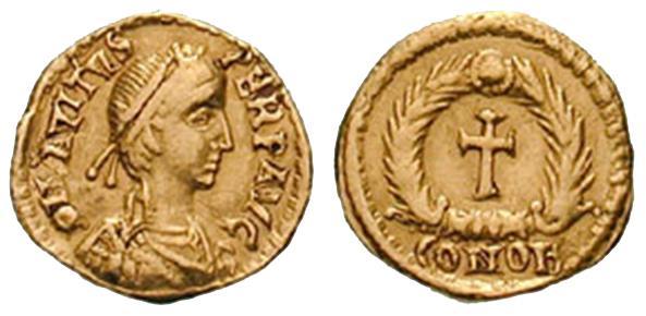 Petronius Maximus was een bekend en gerespecteerd burger van Rome, en hield vele ambten waaronder consul en senator, ondanks zijn niet erg aanzienlijke afkomst.