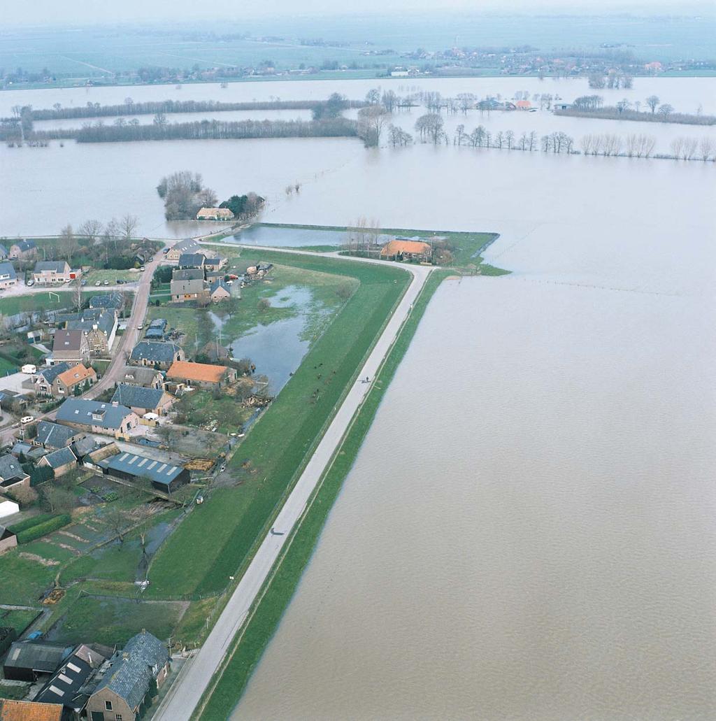 Uiterwaarden van de IJssel: Terug naar de natuur 16 17 Behalve voor hoogwaterveiligheid kent Ruimte voor de Rivier de verbetering van de ruimtelijke kwaliteit als doelstelling.