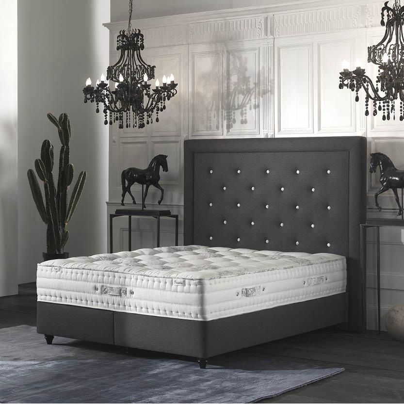 Boxspring DAUPHIN DUCAL In stof, mogelijk te personaliseren door