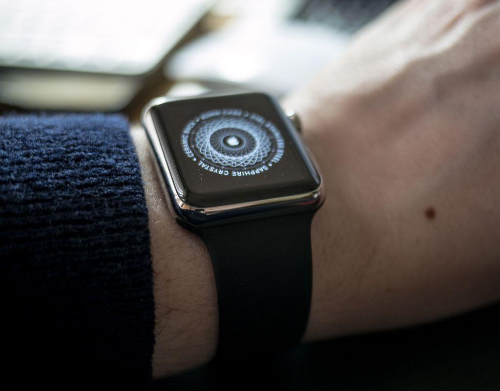 Beeld: Yann Caradec 'The one million dollar question' Nu terug naar de essentiële vraag: wat voor impact gaat de Apple Watch teweegbrengen?