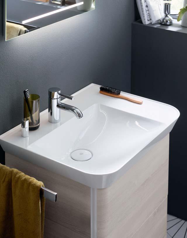duidelijke vormen en ronde randen maakt Iveo in het dagelijkse badkamerleven zo spannend.