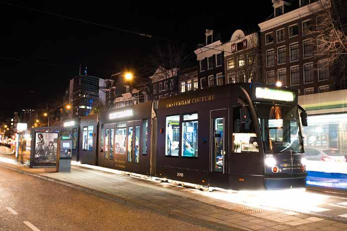 Tarieven JCDecau 2017 Total View Tram Tarief Kosten 4 weken 8 weken 12 weken 26 weken 52 weken Media* 17.500 35.000 52.500 100.000 175.000 Productiekosten 8.000 8.000 8.000 8.000 8.000 Stickerrevisie - - - 8.