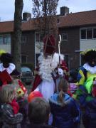 Gezamenlijk wordt er op school gegeten. Soms maken ouders eten klaar, soms wordt er door de ouderraad iets anders geregeld.