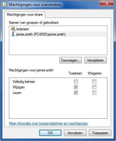 Basisbediening 6 Selecteer de ingevoerde gebruiker, vink de machtigingen Wijzigen en Lezen aan en klik vervolgens op de knop OK. Ga in Windows XP naar stap 8.
