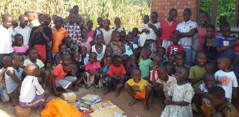 Verslag van het bezoek aan Oeganda, Februari 2017 Ook dit jaar hebben wij, Jacques en Anja, vanuit de Joanne Foundation, weer Oeganda bezocht om de activiteiten die daar samen met Apollo opgezet
