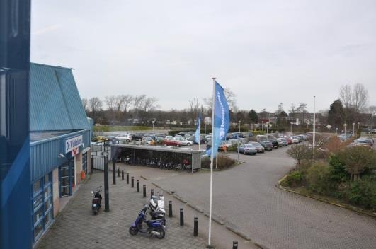 De Wildenhorst en het - buiten het plangebied gelegen - hotel