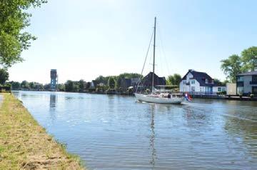 Alphen aan den Rijn wordt omringd door een heel aantal dorpen, wij lichten er enkelen voor u uit; Hazerswoude-Rijndijk De turfwinning in de 16 e eeuw zorgde ervoor dat Hazerswoude-Rijndijk werd