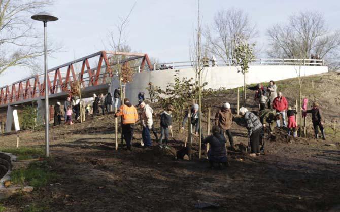 Foto links: Tuin Nieuw Amelisweerd.