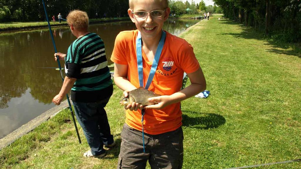 VISKRIBBEN OUDE IJSSEL HERSTELD De viskribben aan de Oude IJssel net buiten Doetinchem hebben een flinke opknapbeurt gekregen.