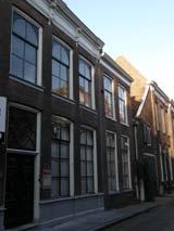 Woning Rhijnvis Feith Bloemendalstraat 18 Woning van de Zwolse dichter, schrijver en patriot Rhijnvis Feith, die leefde van 1753 tot 1824.
