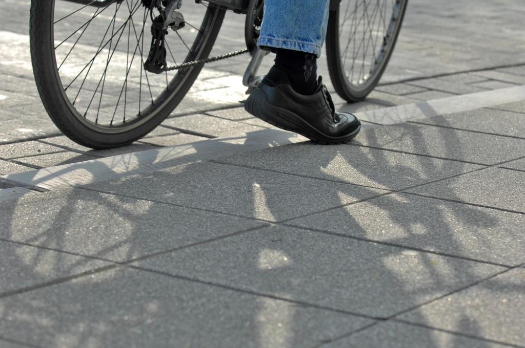 Enkele cijfers Gemiddelde groei fietsgebruik: +5%/jaar Zeer sterke groei op recent gerealiseerde