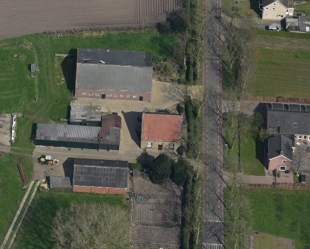 Hoofdstuk 1 Inleiding De heer en mevrouw Van Bedaf hebben op het perceel Haansberg 29 hun agrarische bedrijf in de land- en tuinbouw uitgevoerd.