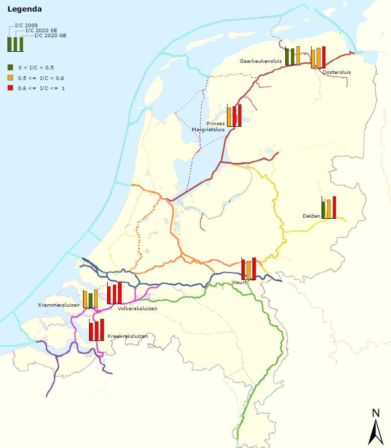 5. Conclusies 5.3 Vaarwegen: Aandachtspunt is doorvaarthoogte in combinatie met groeiend aandeel high cube containers. Een aantal sluizen zal een knelpunt vormen (zie figuur, o.a. Kreekrak, Volkerak).