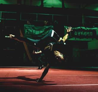 !!! We maken teams en gaan meteen lekker ballen. Blok 3 FITNESS EN BOKSEN VALKENCOURT In groepsverband werken wij aan de conditie, waardoor je zowel fysiek als mentaal sterker wordt.