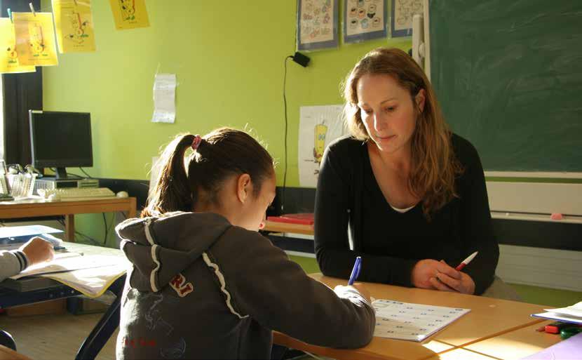 Welkom in onze school! Beste ouder Het doet ons plezier dat je jouw kind toevertrouwt aan onze school. Ons hele team zet zich elke dag in om hem of haar zo goed mogelijk te begeleiden.