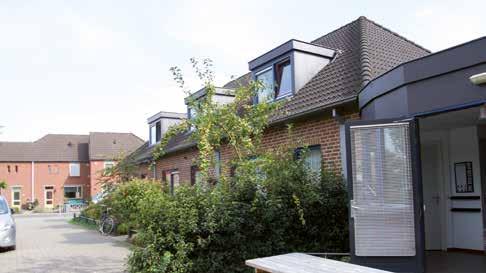In drie woningen aan de Veenhof in Wijchen wonen 13 mensen in de leeftijd van 18 tot 40 jaar. Waarom?