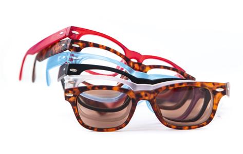 Kunststof leesbril in trendy kleuren Flex scharnier 50 mm 35 mm 18 mm 145 mm Ook leverbaar met gekleurde glazen Zwart Rood 7476 00