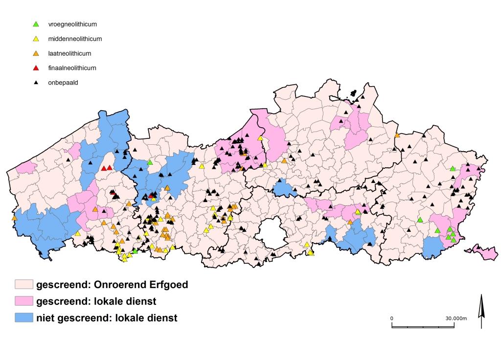 Fig. 12: Overzichtskaart van de te onderzoeken zones waar neolithicum werd gevonden, verdeeld volgens subperiode. tellen tot een totaal voor de hoofdperiode.