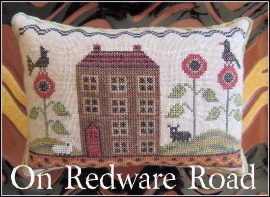 On Redware Road is een nieuw kussentje van Tanja, ik vind de een nog leuker dan de ander.