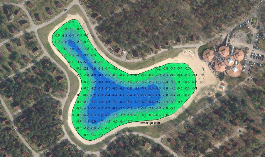 Figuur 1-2 Diepte peiling zwemplas. (bron: provincie Gelderland nov. 2012) De zwemzone omvat de gehele plas en heeft daarmee een oppervlak van ca 2,7 hectare.